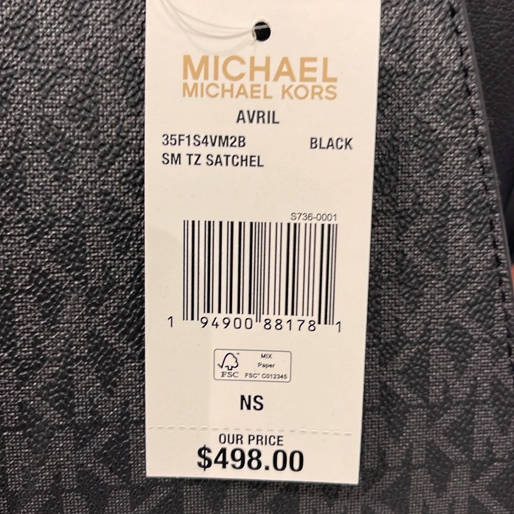 MICHAEL KORS
Avril Small Logo Top-Zip Satchel
COLOR BLACK
NWT - Picture 12 of 16